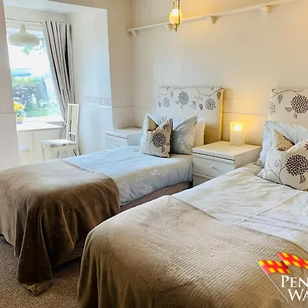 The Spotty - Homely Stay In A Former Inn Haltwhistle Exterior photo